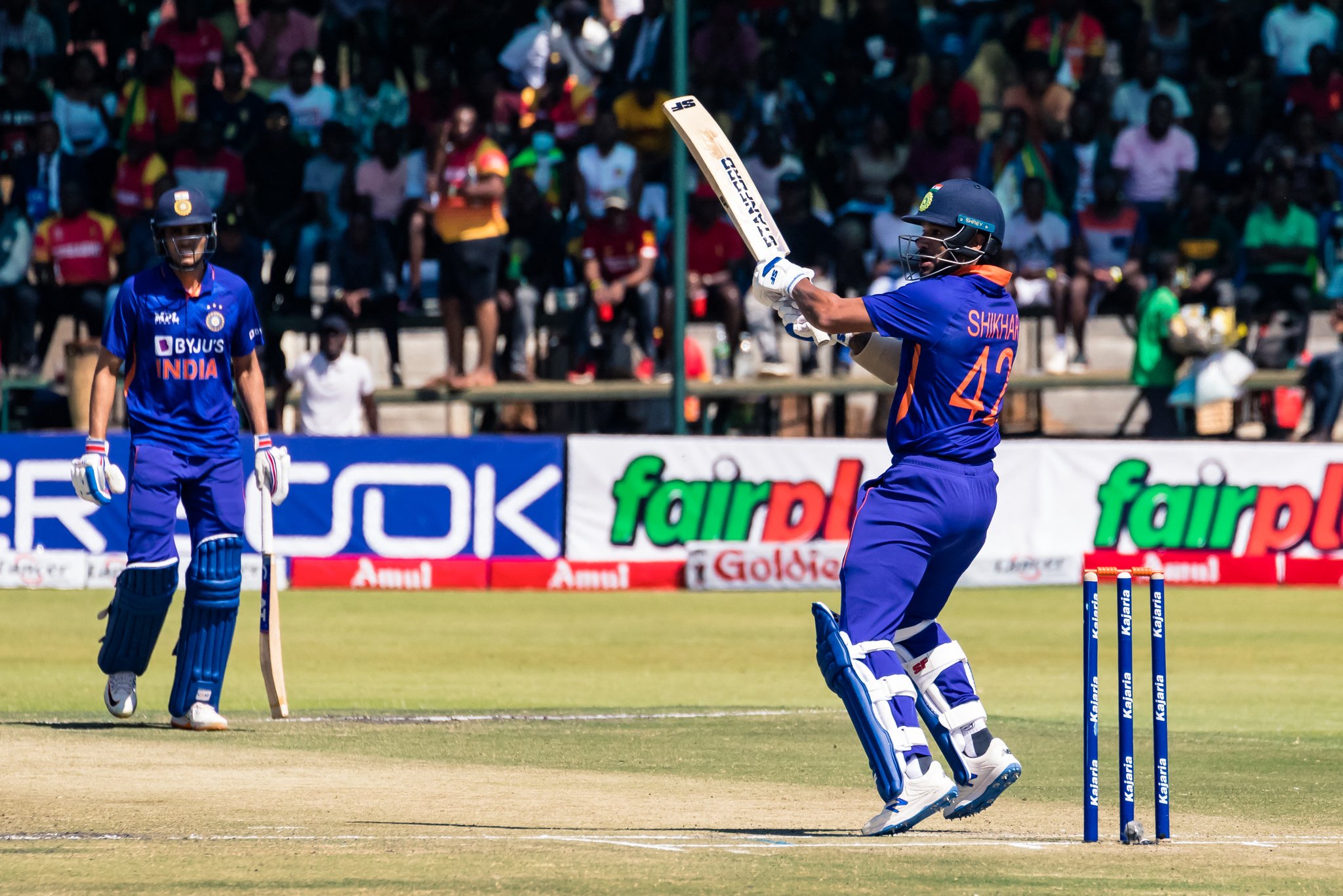 India Easily Beat Zimbabwe