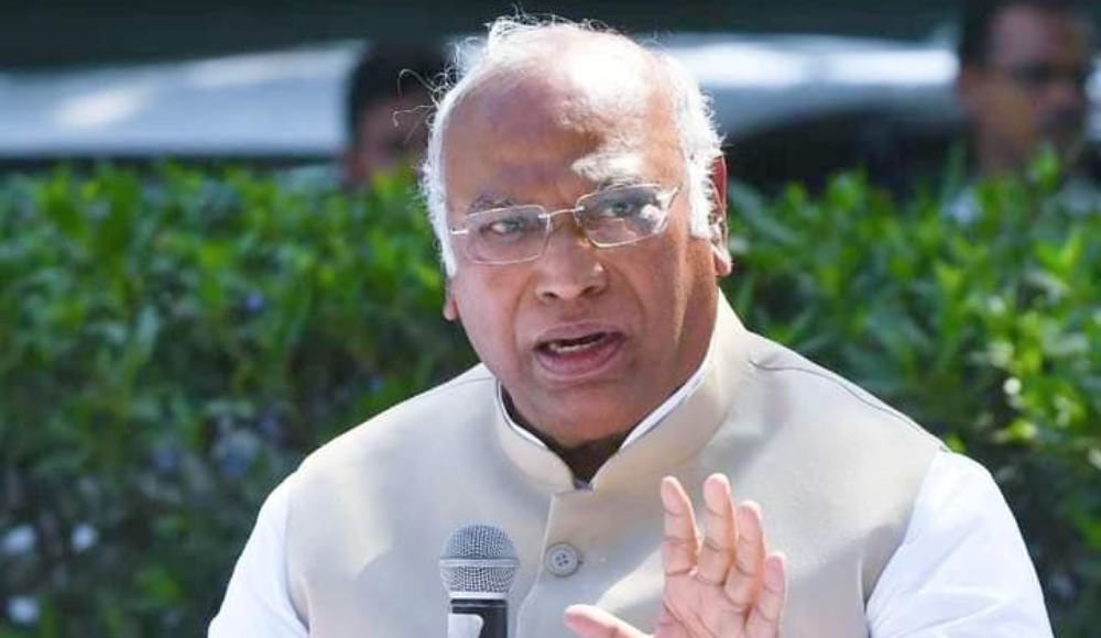 Mallikarjun Kharge Unlikely To Contest LS Polls, Backs Son-In-Law From His Seat