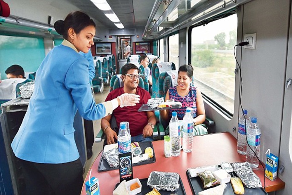 IRCTC to Customize Food Menu Served in Trains
