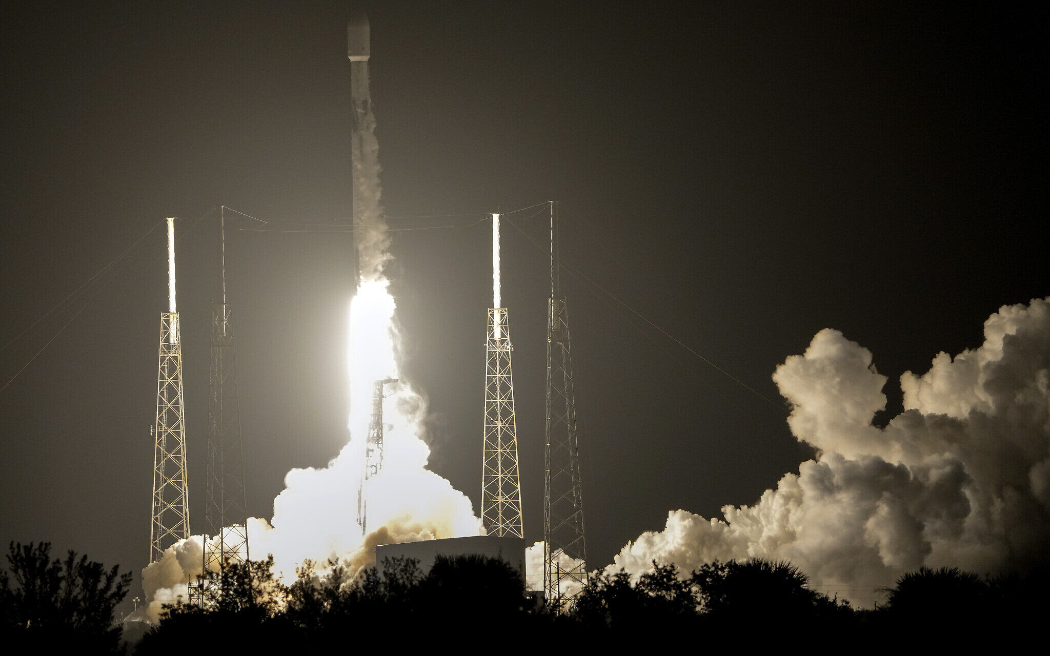 SpaceX Falcon 9 Rocket Carries into Space the 1st Ever Arab-built Lunar Spacecraft