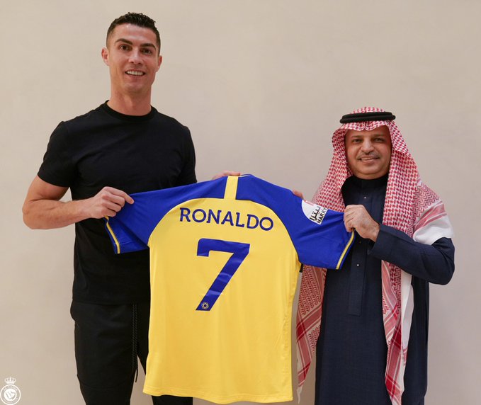 Cristiano Ronaldo Joins Saudi Arabian Club 'Al Nassr'