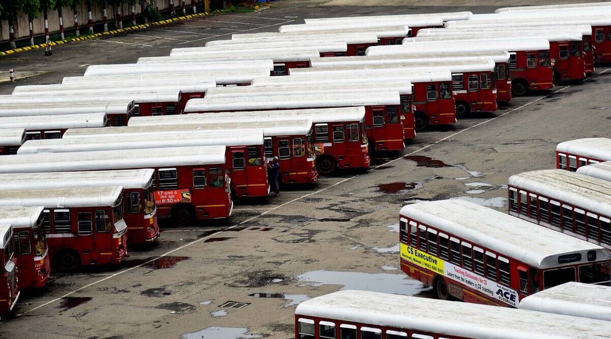 India Delivers 50 Buses to Sri Lanka under Economic Assistance Scheme of GOI