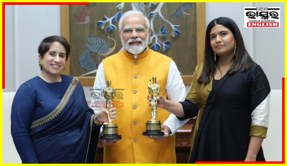Filmmakers of Oscars Winning Movie 'The Elephant Whisperers’ Meet PM Modi