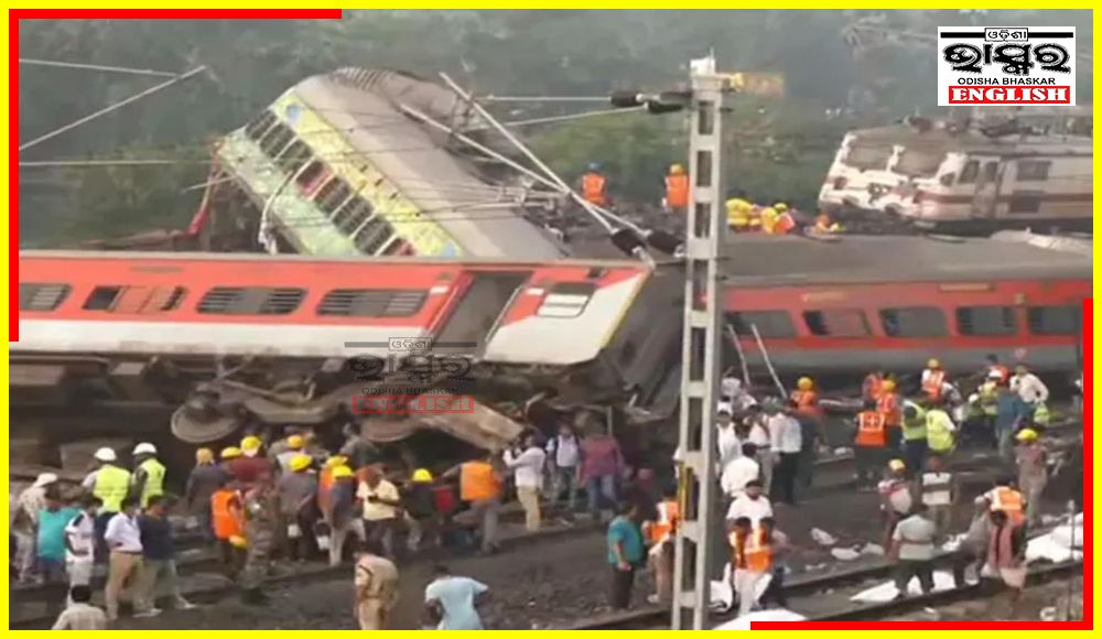 Station Master, Traffic Inspector Dismissed for Bahanaga Train Accident: Reports
