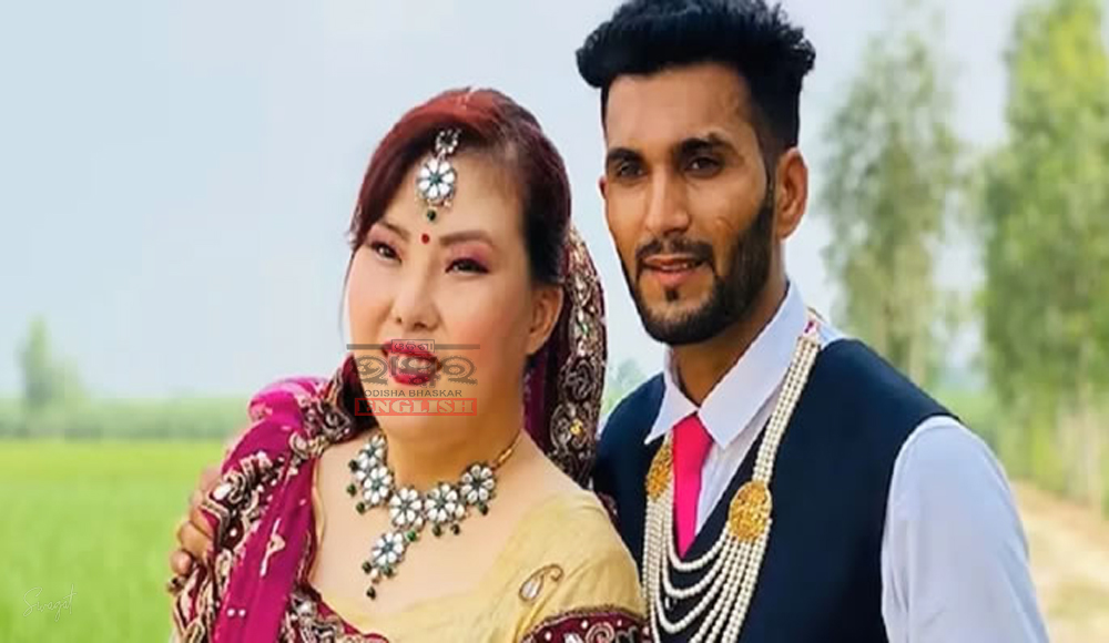 South Korean Woman Travels to India to Marry Indian Boyfriend