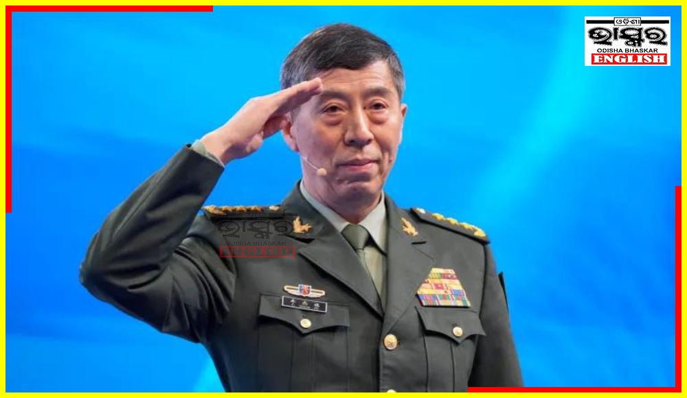 Chinese Defence Minister Missing for Over 2 Weeks, Reported to be Under Investigation