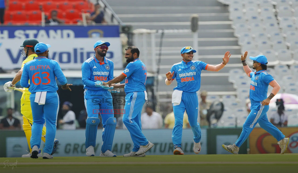 IND vs AUS, 1st ODI: Australia Set 277-Run Target for India; Shami Takes 5