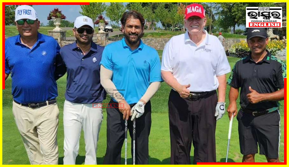 MS Dhoni and Donald Trump Tee Off for a Memorable Golf Day; Pics Go Viral