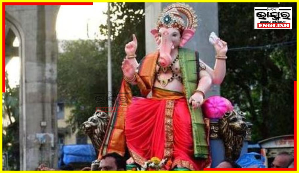 Mishap During Ganesh Idol Transportation, 1 Student Electrocuted 2 Critical
