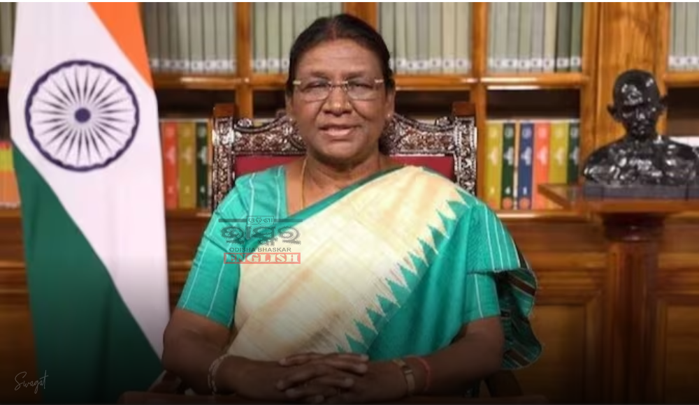 President Murmu Hails Democracy, Social Justice and Tech in Republic Day Eve Address