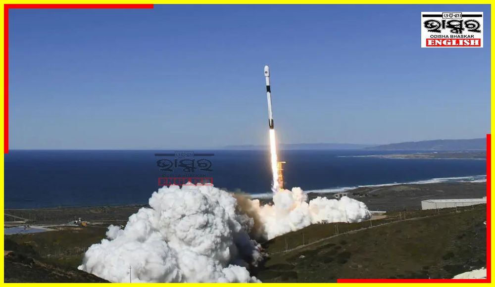 South Korea Launches Its 1st Military Spy Satellite