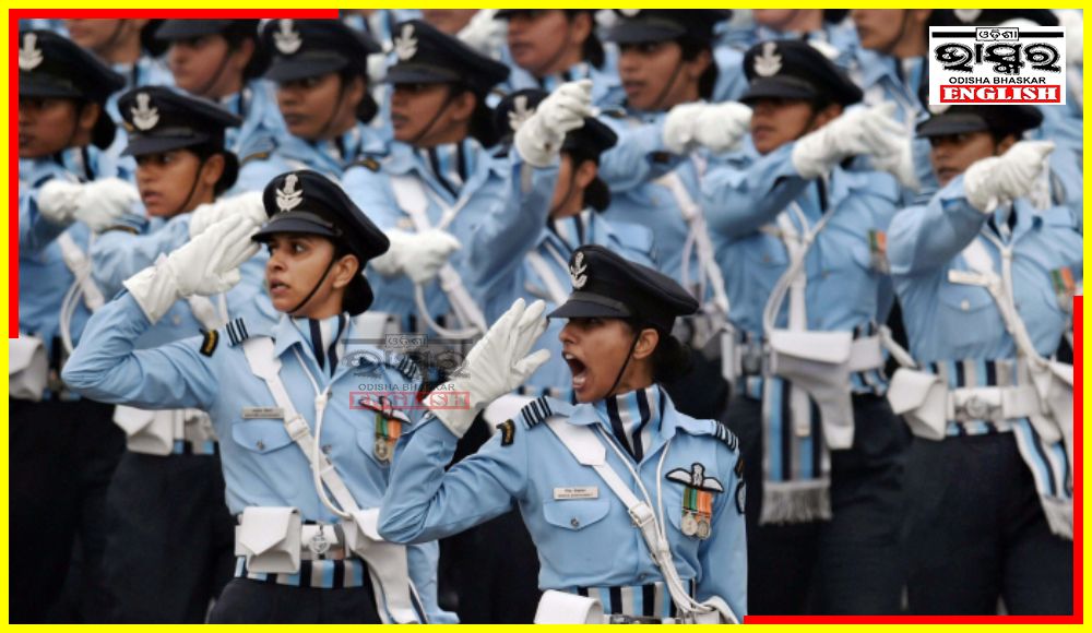 75th R-Day Parade will Showcase “Women Power’ of India New Delhi: The 75th Republic-Day Parade in New Delhi will showcase “Women Power” of the country. An all-woman tri-service (Army, Navy and Air Force) contingent will be take part in the Republic Day parade for the first time. Maj Gen Sumit Mehta told newsmen in Delhi on Tuesday that that the contingent would have women troops from the Army’s Military Police other than the Navy and the Air Force. The R-Day parde is going to display Nari Shakti with the themes of ‘Viksit Bharat’ and ‘Bharat – Loktantra ki Matruka.’ In a departure from the past, there will be a Shankhnaad ahwaan in the parade this time, he added. He said the women power and ‘Atmanirbharta’ will be the highlight of the parade. Not only the marching women contingents will be the highlight of the parade, but (MRSAM) Medium Range Surface to Air Missile system, is for the first time being showcased in the parade will also be led by a woman officers. The MRSAM is a specialised defence system also known as ‘Abhra’ designed to contribute towards air defense as it can take down aircrafts, drones and also acts as a theatre defence cover system. A total of 15 women pilots are taking part in the parade flypasts. The Artillery regiment’s Pinaka System (multi barrel rocket launcher) will also be led by the women officers. The famous Border Security Force’s Camel Contingent is a mixed contingent with women and men troops. Nari Shakti from across different states will be taking part in the parade leading their respective teams. Motorcycle riding display will be showcased by the CRPF, SSB and ITBP women soldiers. Delhi Area Commander Lt Gen Bhavnish Kumar will be the parade commander of this parade, which will begin at 10.30 am and will be of 100 minutes duration. The two living Param Vir Chakra awardees Captain Yogendra Yadav and Subedar Major Sanjay Kumar will be a part of this parade. French marching contingent will take part in the parade. A French refuel aircraft along with two Rafale aircraft will fly- past as they take salute. French President Emmanuel Macron will be the guest of the Republic Day festivities. Tableaux from 16 states and Union Territories and nine ministries will showcase the country’s rich cultural diversity, and the nation’s progress.
