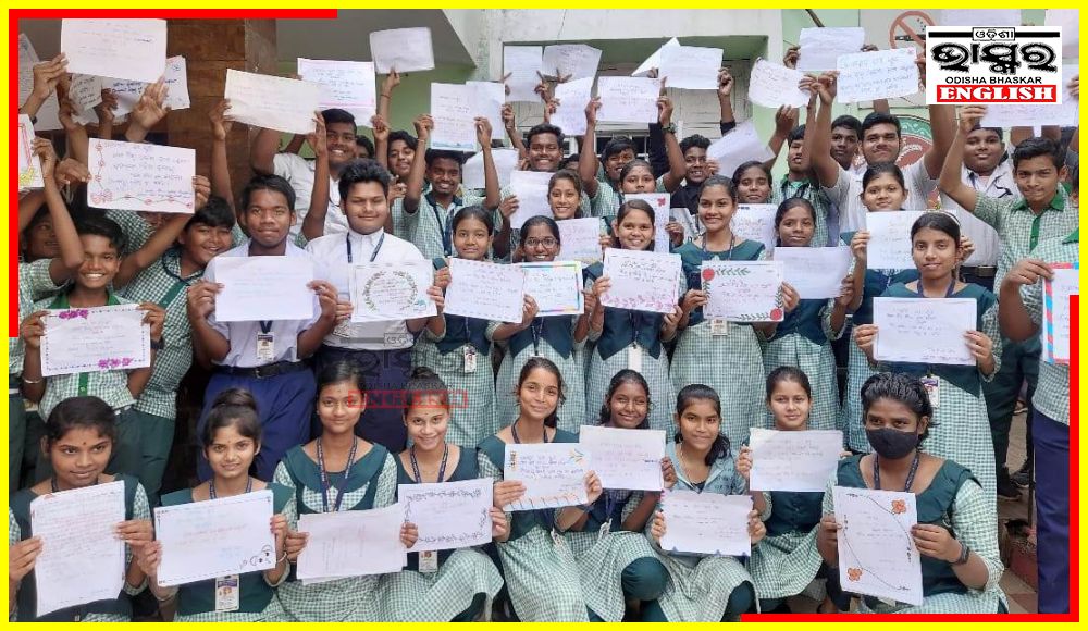 Odisha High School Students Set World Record to Mark 1st World Odia Language Conference