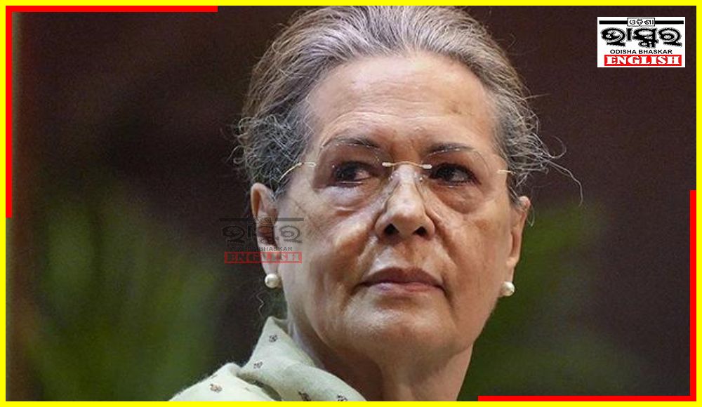 Sonia Gandhi Promises Rs 1 Lakh Financial Aid for Poor Women