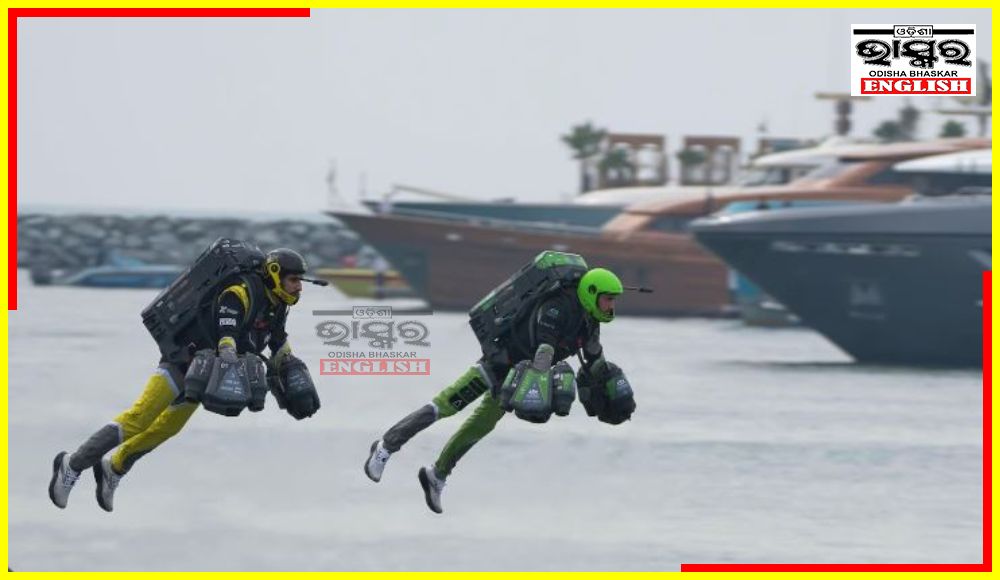 Dubai Hosts World's First Jet Suit Race Resembling Scene from 'Iron Man'