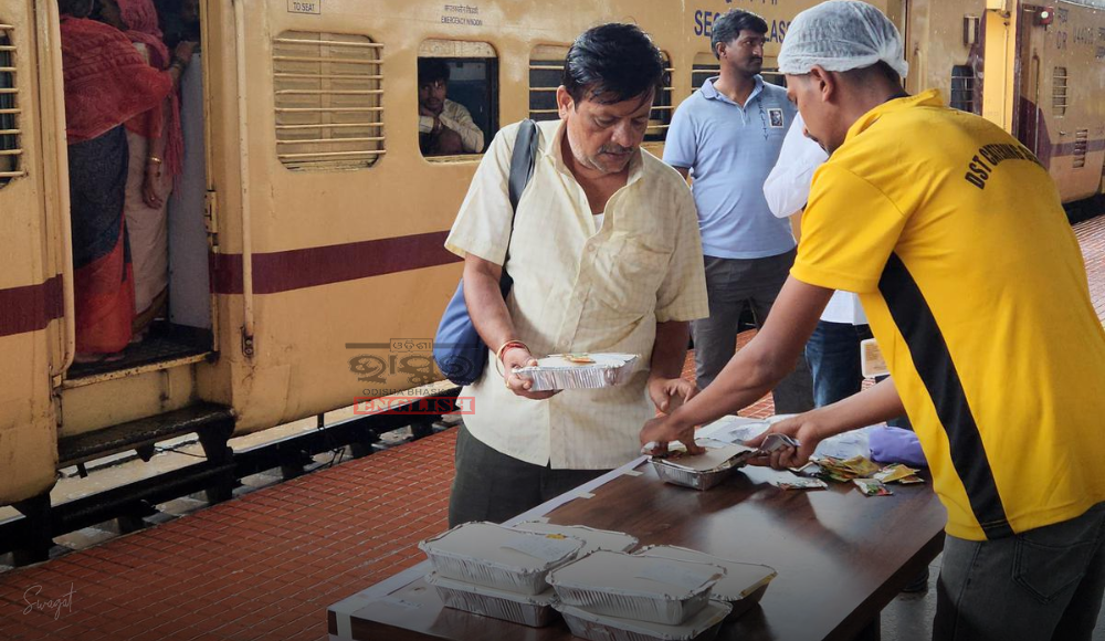 Economy Meals Priced at ₹20-50 Launched at 5 Railway Stations in Odisha