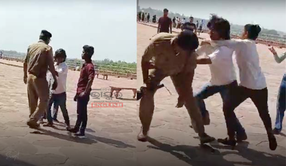 WATCH: Girl, CISF Jawan Clash At Taj Mahal Over Making Reels