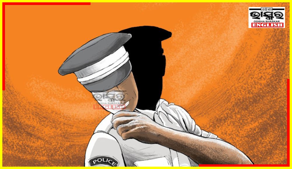 Interstate Gang of Fake Cops Nabbed in Bhubaneswar